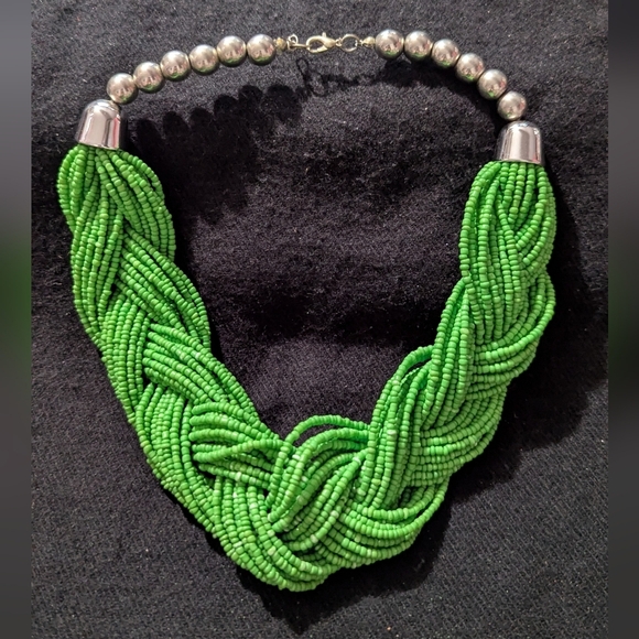 None Jewelry - Silvertone Green Seed Bead Braided Statement Necklace